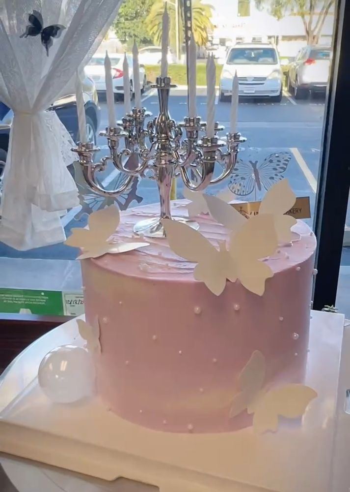 elegant custom cake