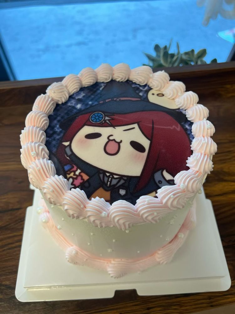 kids custom cake