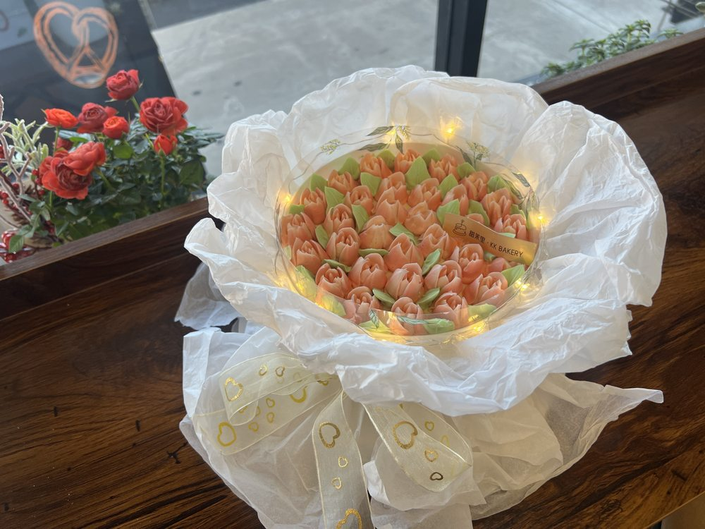 elegant custom cake