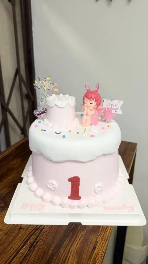#551 pink and white first birthday cake with unicorn and princess decorations by KK Bakery in Rosemead